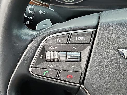 Used 2018 Genesis G90 3.3T Premium AWD/4WD image 21
