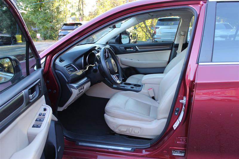 Used 2018 Subaru Legacy 3.6R Limited AWD/4WD image 10