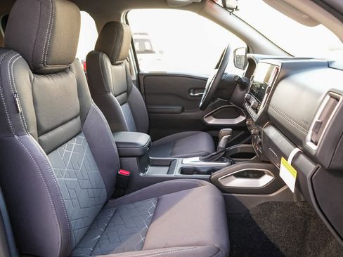 New 2026 Nissan Frontier SV w/ Tow Package RWD image 18