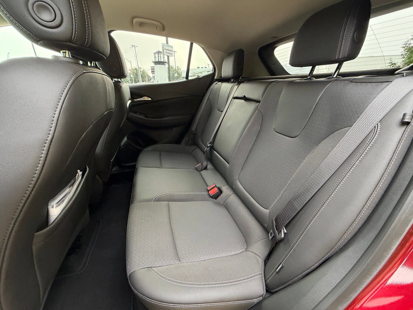 Used 2023 Buick Encore GX Select FWD image 25