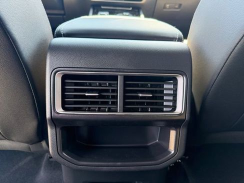 New 2026 Volkswagen Atlas Cross Sport SE FWD image 13