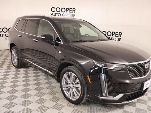 Used 2023 Cadillac XT6 Premium Luxury w/ Technology Package AWD/4WD image 1