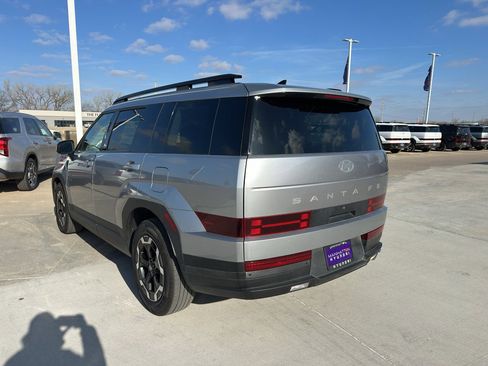Used 2024 Hyundai Santa Fe SEL image 6