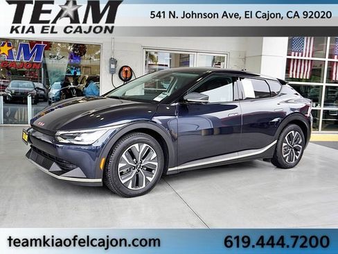 Certified 2022 Kia EV6 Light image 5