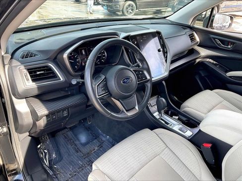 Used 2023 Subaru Ascent Premium w/ Convenience Package image 8