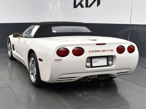 Used 2002 Chevrolet Corvette Convertible w/ Preferred Equipment Group2 RWD image 4