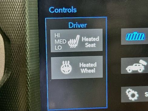 Used 2023 Jeep Wrangler Unlimited Rubicon 4xe w/ Cold Weather Group AWD/4WD image 19
