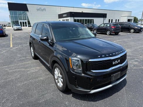 Used 2022 Kia Telluride LX AWD/4WD image 9