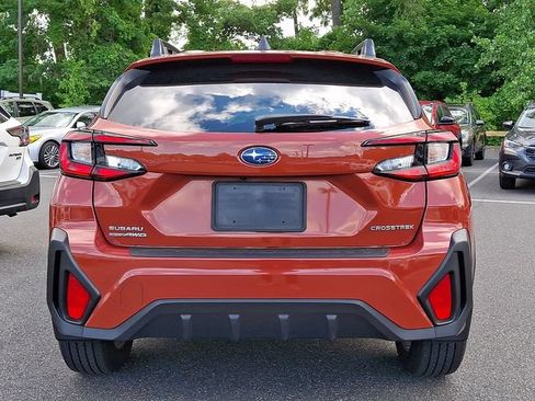 Used 2024 Subaru Crosstrek 2.0i Premium AWD/4WD image 5