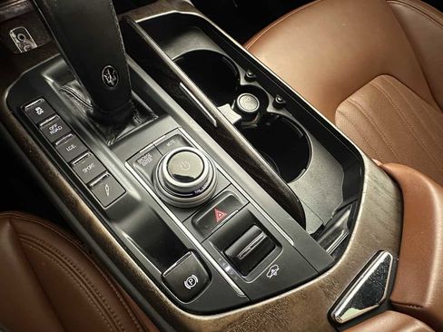 Used 2021 Maserati Levante image 39