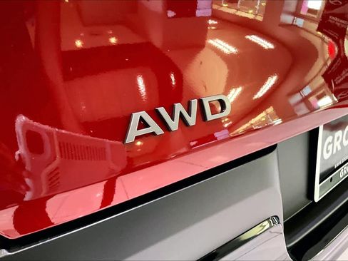 New 2026 Nissan Murano SV image 8