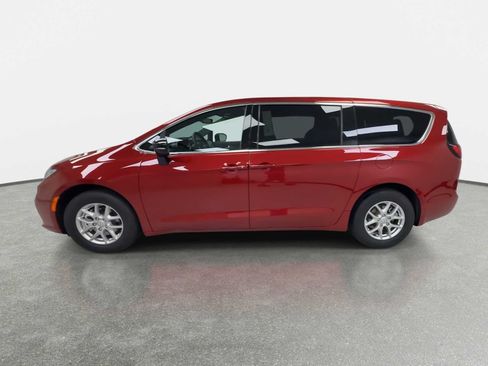 New 2026 Chrysler Pacifica Select FWD image 6