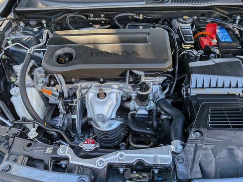 Used 2025 Honda Civic LX image 15