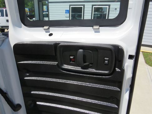 Used 2024 Chevrolet Express 2500 w/ Driver Convenience Package image 13