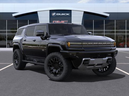 New 2025 GMC Hummer EV 2X w/ LPO, Cargo Utility Package AWD/4WD image 36