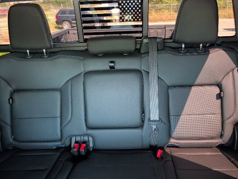 Used 2026 GMC Sierra 1500 Denali w/ Denali Reserve Package AWD/4WD image 25