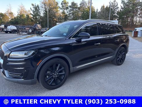 Used 2020 Lincoln Nautilus Reserve w/ Equipment Group 202A image 3