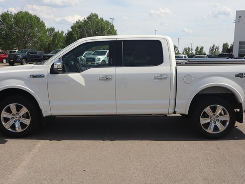 Used 2020 Ford F150 Platinum w/ Equipment Group 701A Luxury AWD/4WD image 4