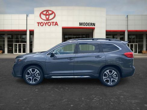 Used 2023 Subaru Ascent Limited AWD/4WD image 8