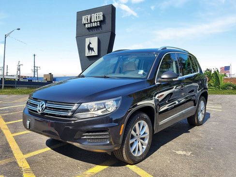 Used 2017 Volkswagen Tiguan Wolfsburg Edition FWD image 1
