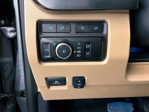 Used 2024 Ford F250 Lariat w/ Black Appearance Package image 36