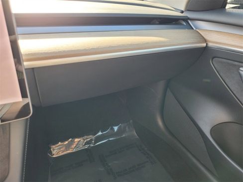 Used 2023 Tesla Model 3 Standard Range image 25