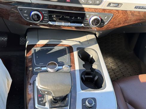 Used 2019 Audi Q7 2.0T Premium Plus AWD/4WD image 12