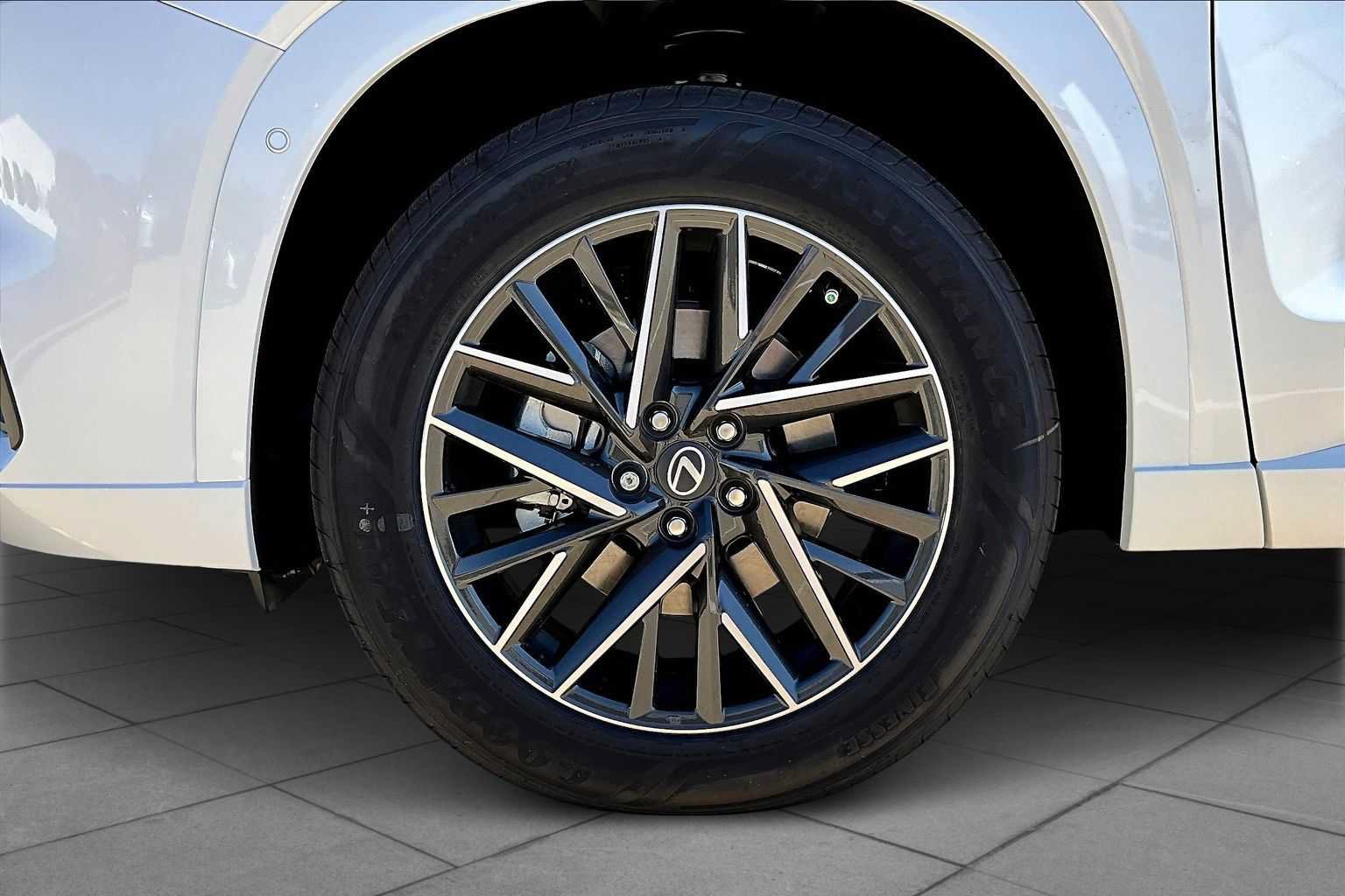 Certified 2026 Lexus TX 350 AWD w/ Technology Package image 11