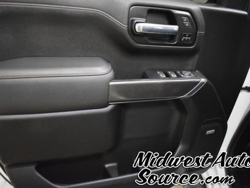 Used 2022 GMC Sierra 1500 AT4 w/ AT4 Premium Package AWD/4WD image 12