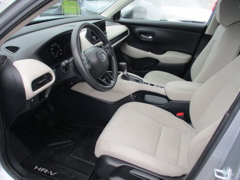 Certified 2023 Honda HR-V LX image 11