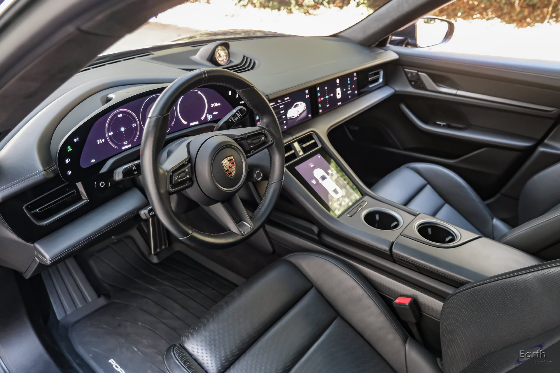 Used 2021 Porsche Taycan Turbo S AWD/4WD image 3