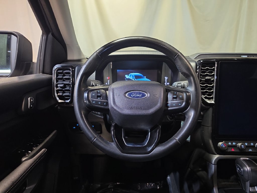 Used 2025 Ford Ranger XLT w/ Equipment Group 301A High AWD/4WD image 11