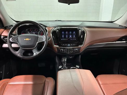 Used 2021 Chevrolet Traverse High Country AWD/4WD image 6