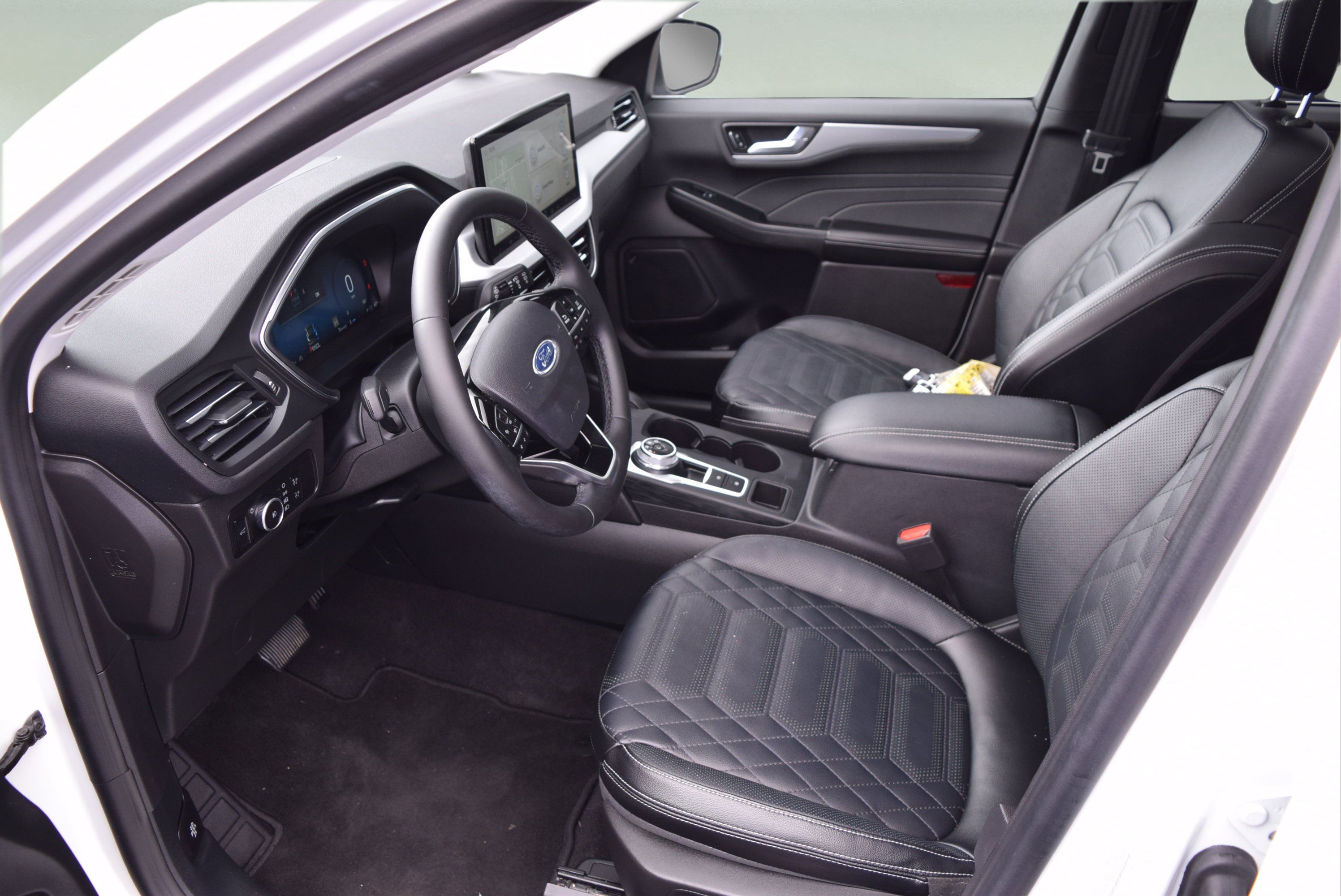 Certified 2023 Ford Escape Platinum w/ Premium Technology Package AWD/4WD image 10