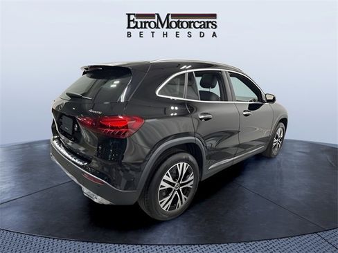 Used 2025 Mercedes-Benz GLA 250 4MATIC image 5