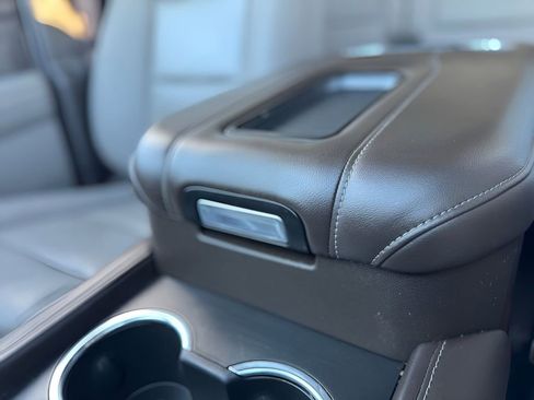 Used 2024 Chevrolet Tahoe LT image 23