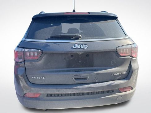 Used 2023 Jeep Compass Limited image 4