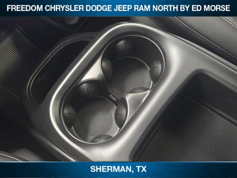 New 2026 Chrysler Pacifica Select w/ S Appearance Package image 14