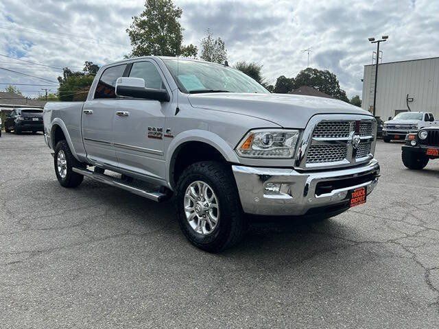 Used 2016 RAM 2500 Laramie AWD/4WD image 4