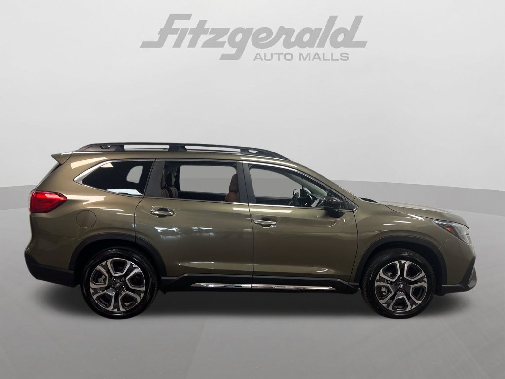 Certified 2025 Subaru Ascent Touring AWD/4WD image 7