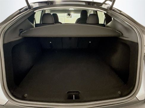 Used 2026 Tesla Model Y Long Range image 25