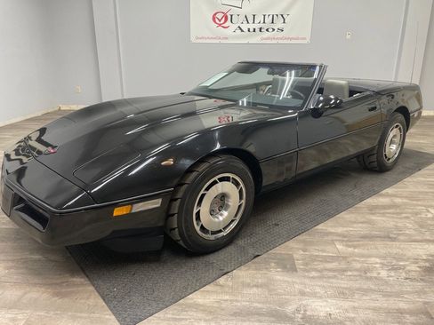 Used 1987 Chevrolet Corvette Convertible image 4