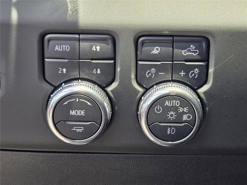 Used 2025 GMC Sierra 1500 Denali Ultimate AWD/4WD image 21