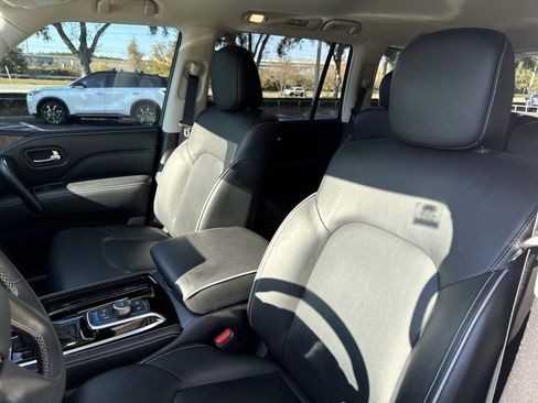 Certified 2024 INFINITI QX80 Premium Select w/ Cargo Package image 11