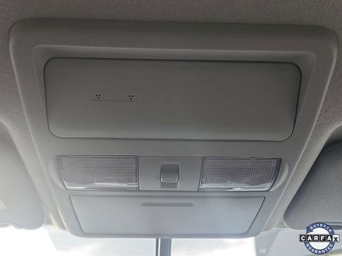 Used 2020 Nissan Frontier SV w/ Midnight Edition Floor Mats image 19