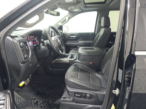 Used 2019 Chevrolet Silverado 1500 LTZ w/ LTZ Premium Package AWD/4WD image 3