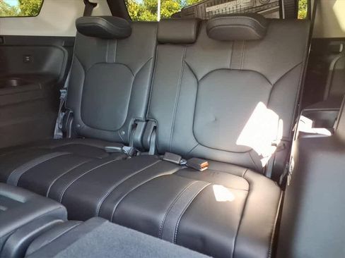 Certified 2025 Honda Pilot EX-L image 10