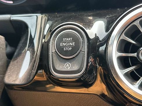 Certified 2023 Mercedes-Benz GLA 250 4MATIC image 26