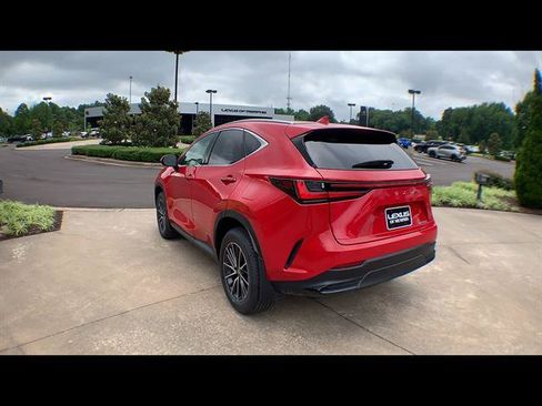 Certified 2025 Lexus NX 250 FWD w/ Towing Package (2000 Lbs) image 6