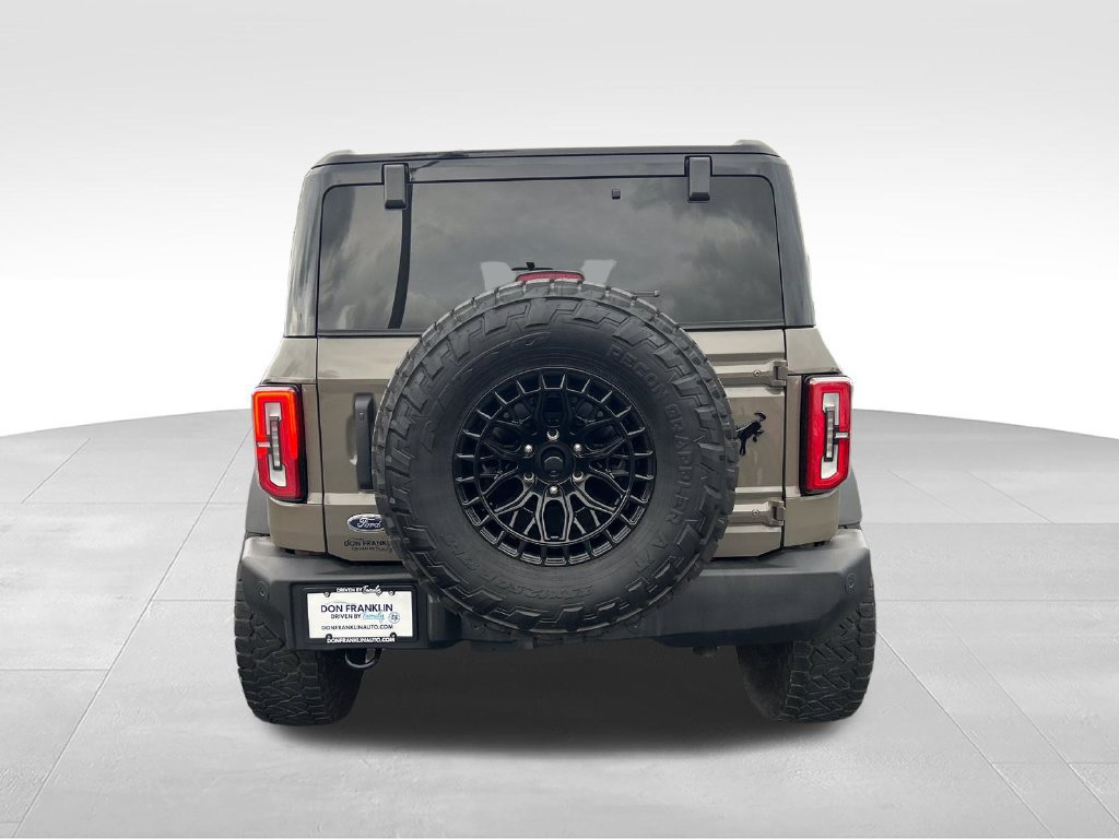 Used 2025 Ford Bronco Outer Banks AWD/4WD image 4